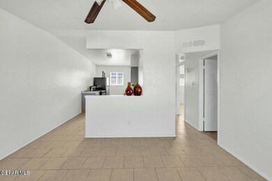 2812 Van Buren Ave unit A, El Paso, TX 79930 - photo 6