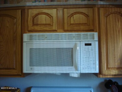 10534 W Caron Dr, Sun City, AZ 85351 - photo 4