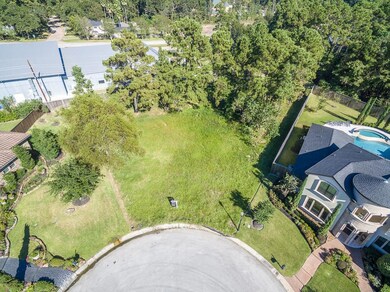 Great cul-de-sac lot with mature trees!