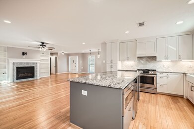 1303 Del Norte St, Houston, TX 77018 - photo 4