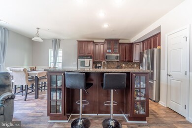 904 Hall Station Dr unit 200, Bowie, MD 20721 - photo 4