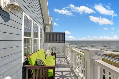 202NFortFisherBlvd-17