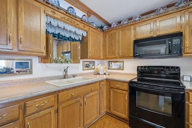 Kenzington Condominiums unit 531, Saint Anthony, MN 55418 - photo 3