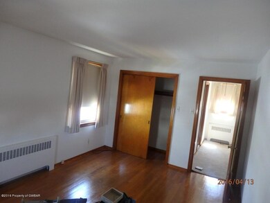 400 Thirwell Ave, Hazleton, PA 18201 - photo 7