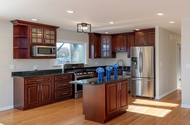 1318 Taft Ave, Wheaton, IL 60189 - photo 6