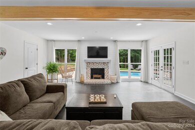 Beautiful view of the backyard