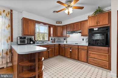 3916 Wards Chapel Rd, Marriottsville, MD 21104 - photo 5
