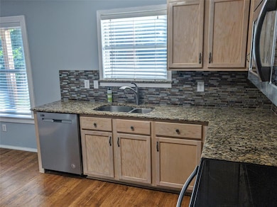 8104 Winding Stream Ln, Denton, TX 76210 - photo 5