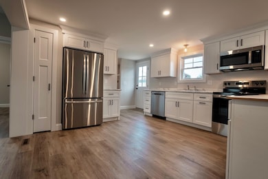 14 S Emperor Dr, Concord, NH 03303 - photo 6