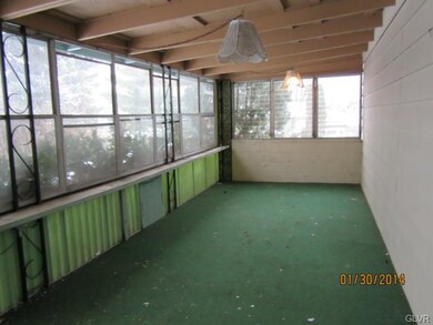 1213 W Greenleaf St unit 1225, Allentown, PA 18102 - photo 2