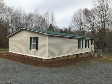 450 Mount Shepherd Road Extension, Asheboro, NC 27205 - photo 2