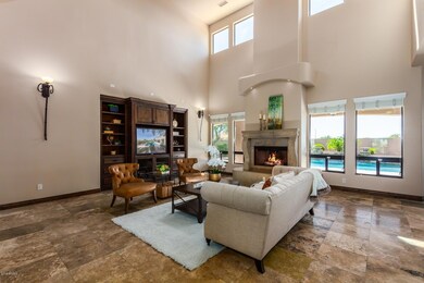 Spacious Family Rm w/fireplace