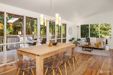 5211 W Mercer Place, Mercer Island, WA 98040 - photo 5