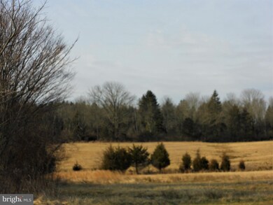 561 Tyson Rd, Schwenksville, PA 19473 - photo 7