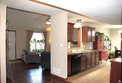 8900 Butterfly Ln, Manhattan, KS 66502 - photo 5