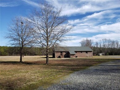 29450 Edgar Rd, Ruther Glen, VA 22546 - photo 3