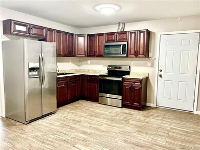 108 North St unit 301, Middletown, NY 10940 - photo 2