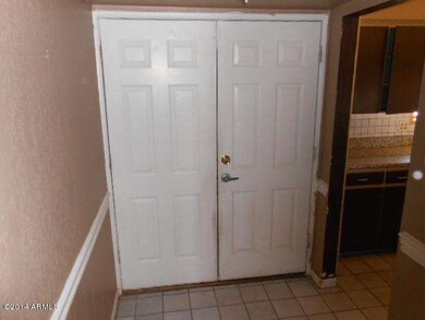 023-344989 Interior Entrance