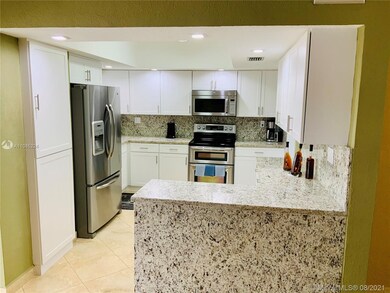 6512 W 3rd Ct, Hialeah, FL 33012 - photo 7