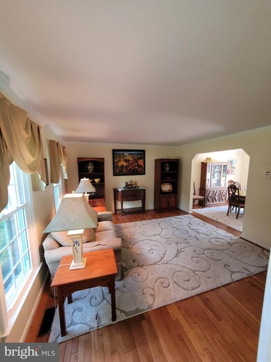 8308 Wehland Ct, Laurel, MD 20723 - photo 2