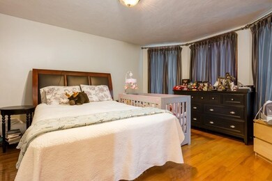 51 Tufts St unit 2, Somerville, MA 02145 - photo 5