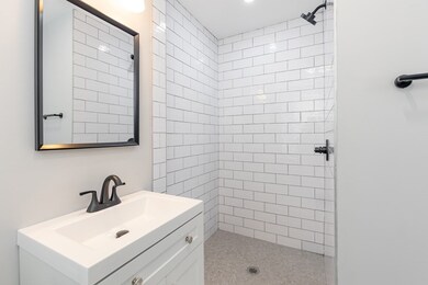 628 E 6th St unit 3, Boston, MA 02127 - photo 6