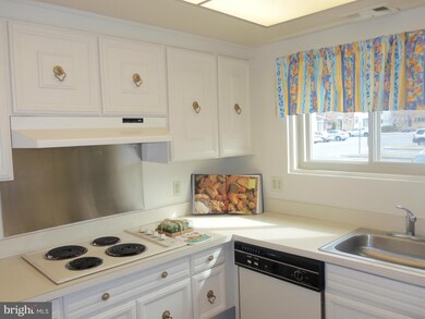 3568 Chiswick Ct, Silver Spring, MD 20906 - photo 3