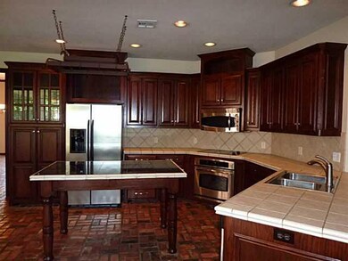 2608 Brenton Dr, Edmond, OK 73012 - photo 4