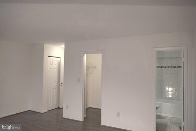 19940 Appledowre Cir unit 444, Germantown, MD 20876 - photo 6