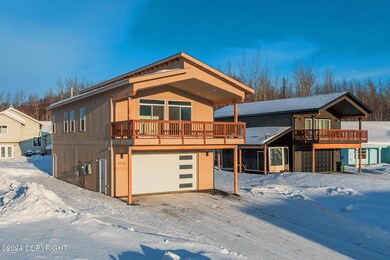 1070 E Mountain Peak Loop
