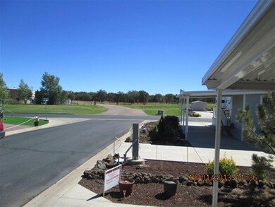 249 Juniper Ridge Resort unit 8247 Bogie Loop, Show Low, AZ 85901 - photo 3