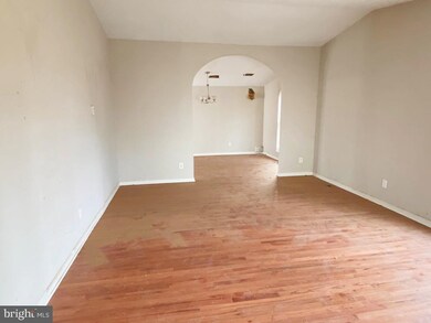 9848 Branchleigh Rd, Randallstown, MD 21133 - photo 7