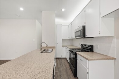 8207 Sandra St unit B, Houston, TX 77016 - photo 6