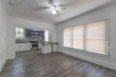 735 N Clara Ave, Deland, FL 32720 - photo 6