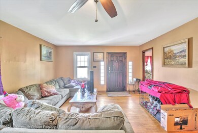 03-LIVING ROOM