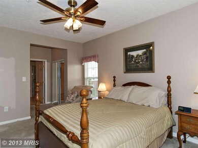 2404 Chestnut Terrace Ct unit 202, Odenton, MD 21113 - photo 7