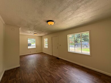 Living Room (2)