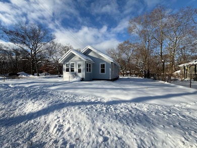 591 Mary St, Muskegon, MI 49442 - photo 2