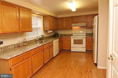 11222 Peartree Way, Columbia, MD 21044 - photo 2