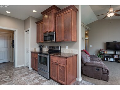 759 Meadowlawn Place, Molalla, OR 97038 - photo 7