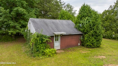 101 Jones Rd, Saratoga Springs, NY 12866 - photo 5