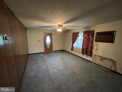 304 Howell Dr, New Castle, DE 19720 - photo 6