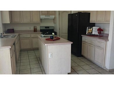 14340 Desert Wind Dr, Horizon City, TX 79928 - photo 5