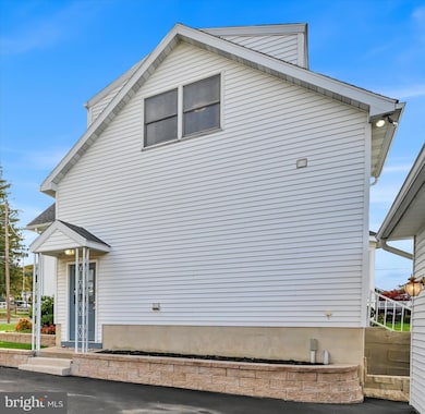 1915 King St, Reading, PA 19605 - photo 4