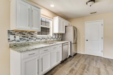 48 Howard Street-40.JPG-SMALL