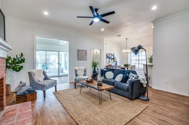 8908 Marti Ln, North Richland Hills, TX 76182 - photo 7