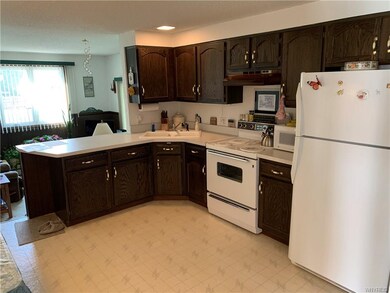 1438 Nash Rd, North Tonawanda, NY 14120 - photo 5