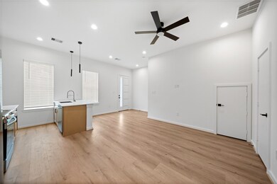 1408 Enid St unit A, Houston, TX 77009 - photo 4