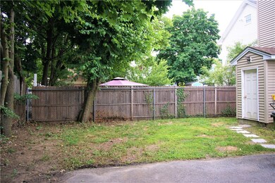 121 Clarence St, Providence, RI 02909 - photo 4
