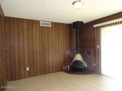 Great Room with Fireplace